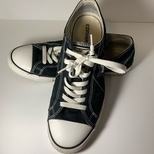 Converse One-Star sneakers. Men’s 10.5